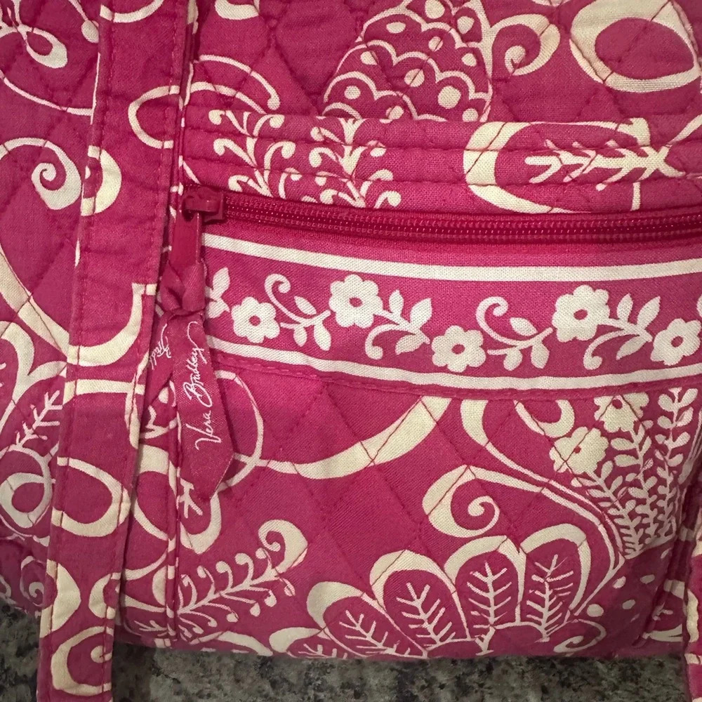 Vera Bradley Tote Bag Fabric Pink and White Floral Pattern - Picture 2 of 11